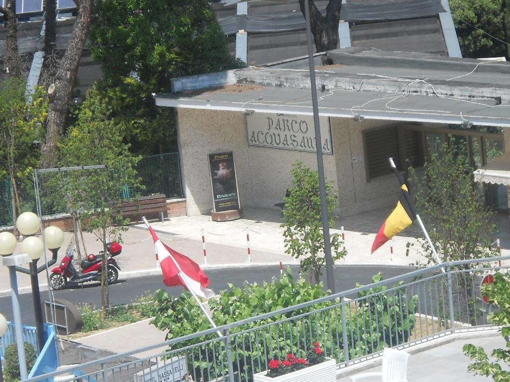 Hotel Quisisana Chianciano Terme Exterior photo